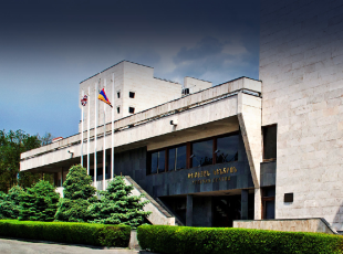 Shahe Uzunyan, who continues the family traditions, was elected acting president of "Tekeyan Kentron" Foundation