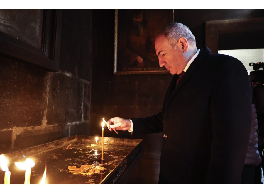 It would be correct that before Sunday liturgies at 10:55, the choirs in all churches should sing the national anthem of the Republic of Armenia. Pashinyan