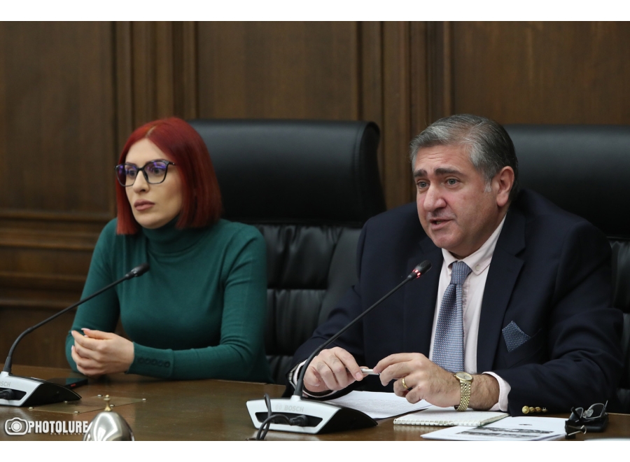 2022 թ․ պետական բյուջեն խայտառակ, անիրատեսական և սուտ է․ «Հայաստան» խմբակցության ասուլիսը (տեսանյութ)