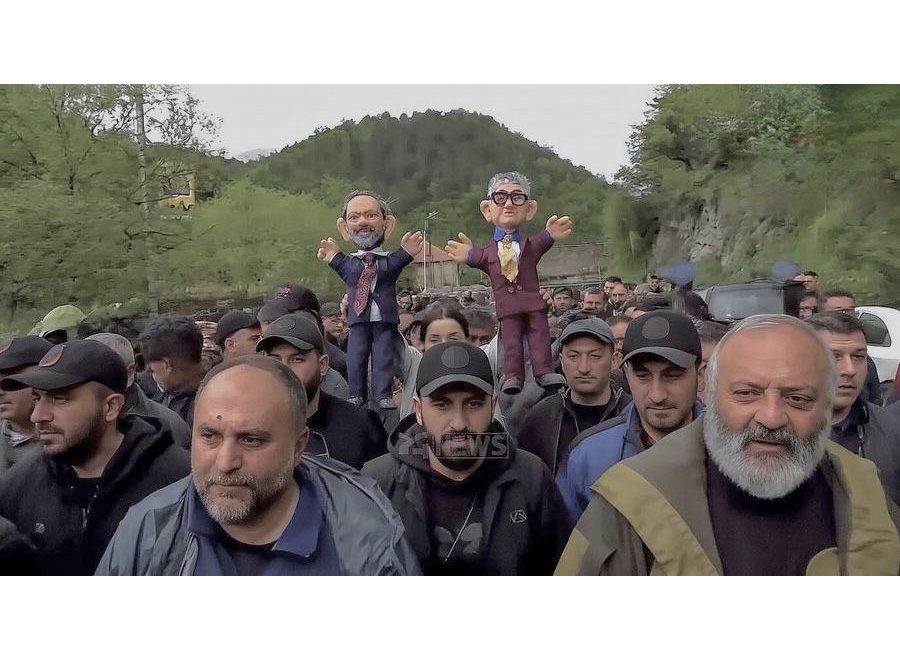 Տավուշից քայլերթով հանրահավաքի մասնակիցները հասել են Երևան